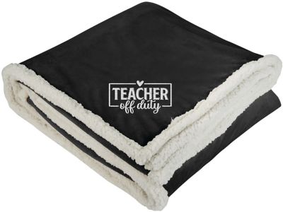 Teacher Appreciation Day Gifts: Field & Co. Sherpa Blanket