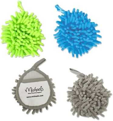 Frizzy Finger Duster