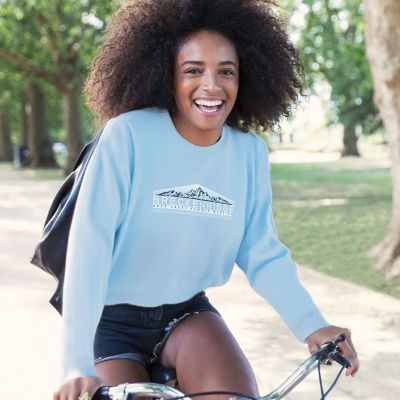 Travel & Destination Apparel: Women's Nantucket Crew Neck Pullover Screen